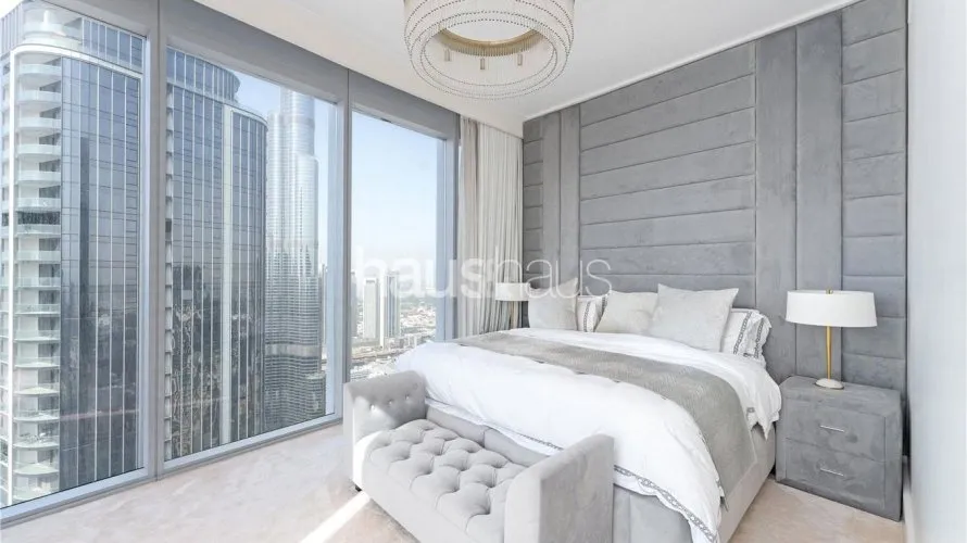 Apartamento de 4 dormitorios en Downtown Dubai (Downtown Burj Dubai), UAE No. 132 № 2