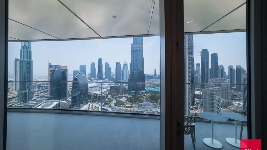 Apartamento de 3 dormitorios en Downtown Dubai (Downtown Burj Dubai), UAE No. 234 № 1