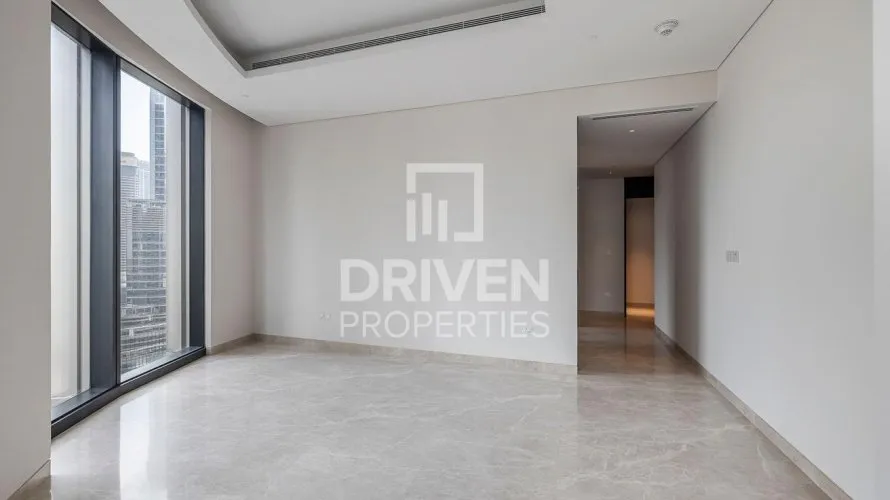 Apartamento de 4 dormitorios en Opera District, UAE No. 275 № 3