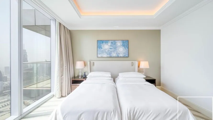 Apartamento de 3 dormitorios en The Address Residence Fountain Views, UAE No. 308 № 18