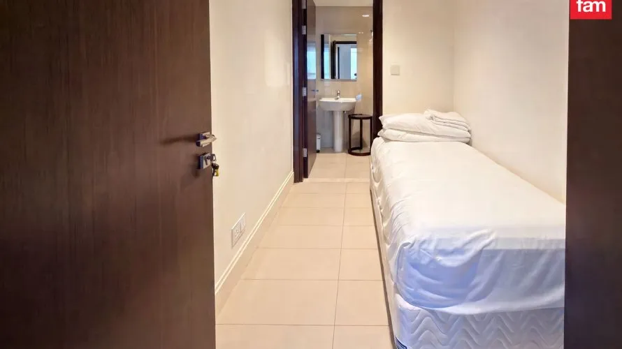 Appartement de 3 chambres à Downtown Dubai (Downtown Burj Dubai), UAE No. 380 № 3