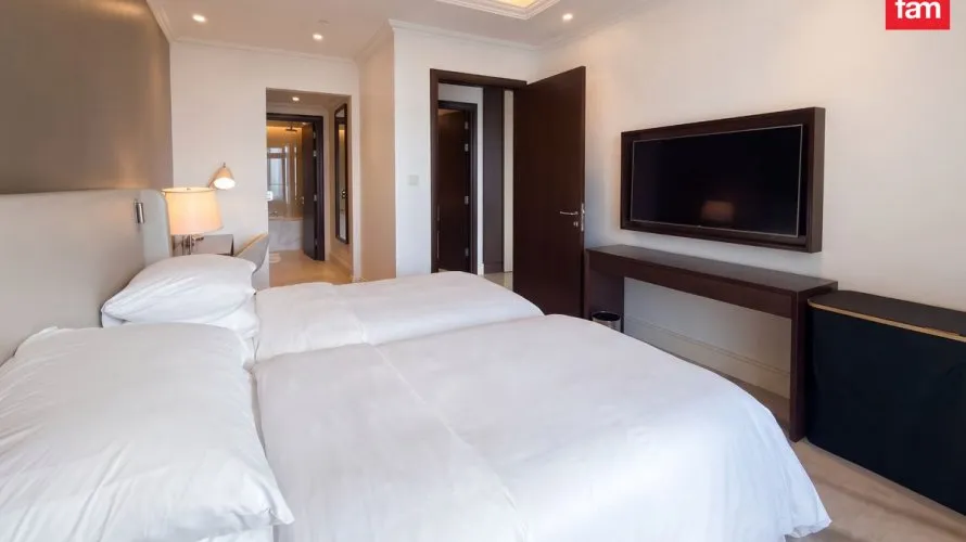 Appartement de 3 chambres à Downtown Dubai (Downtown Burj Dubai), UAE No. 380 № 2