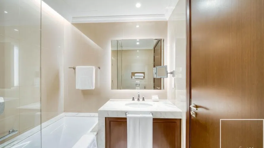 Квартира с 3 спальнями в The Address Residence Fountain Views, Даунтаун Дубай (Даунтаун Бурдж Дубай), Дубай, ОАЭ №308 № 2