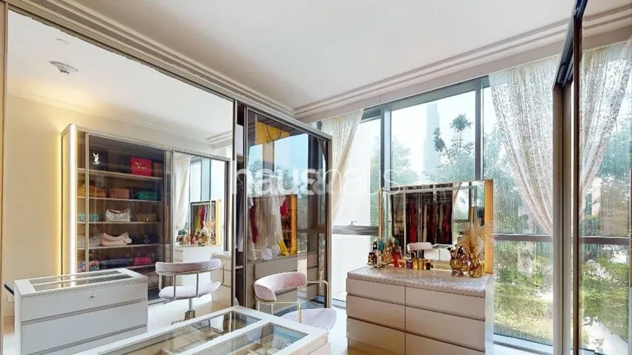 3 bedrooms duplex for sale , Downtown Dubai (Downtown Burj Dubai), Dubai, UAE No. 131 № 4